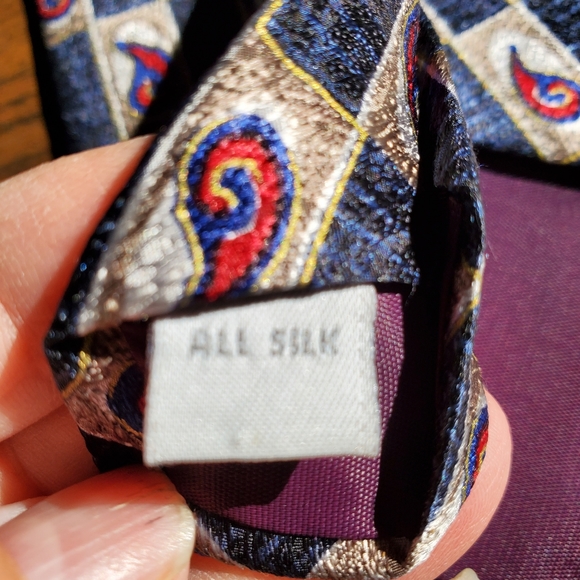 Pierre Cardin Silk Tie - Picture 5 of 5